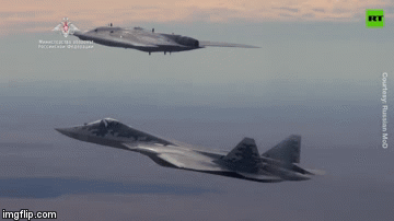 Máy bay Okhotnik sẽ có được lợi thế cạnh tranh rõ ràng trên thị trường thế giới nếu trong tương lai Nga có ý định chào bán chiếc máy bay không người lái tàng hình lợi hại này.