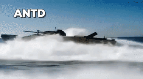 Loại xe này được kỳ vọng sẽ thay thế loại AAV-7 đã phục vụ Thủy quân lục chiến Mỹ từ năm 1972.