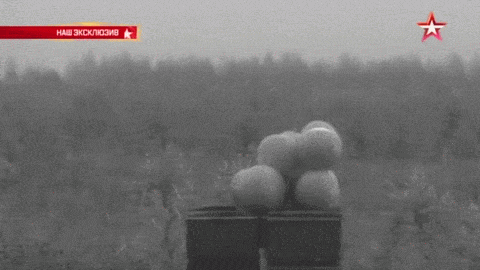 Bên cạnh đó là khả năng bắn siêu chính xác. Nhiều nhà quan sát cho rằng pháo tự hành mới của Nga có khả năng bắn chính xác như súng bắn tỉa.