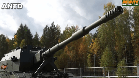 Hiện Nga đã thành công trong lô sản xuất đại trà đầu tiên và tiếp tục sản xuất loại pháo này để thay thế cho các hệ thống pháo tự hành cũ.