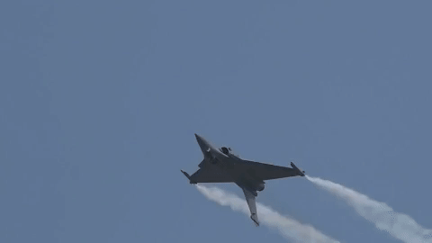 Được biết, ngay sau khi được chuyển giao cho Không quân Ấn Độ, 6 chiếc Rafale trên sẽ được biên chế tới căn cứ không quân Ambala, gần khu vực biên giới với Trung Quốc và Pakistan.