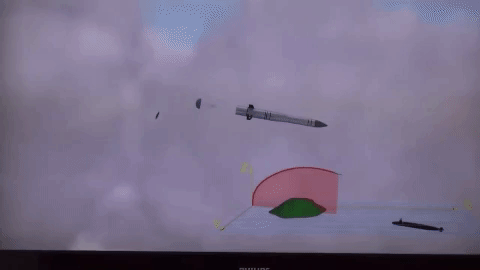 Khác với Tomahawk, tổ hợp thiết bị dẫn đường trên tên lửa được thiết kế dựa trên cơ sở tự động dẫn đường quán tính, giai đoạn cuối của quỹ đạo đường bay được dẫn đường bằng radar chủ động lắp trong tên lửa có khả năng chống nhiễu rất cao.