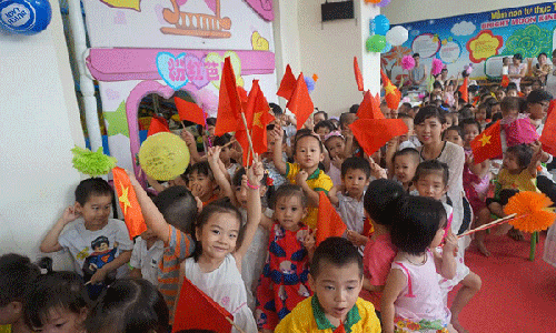 Day hoc thoi nay Giao vien nom nop so... phu huynh