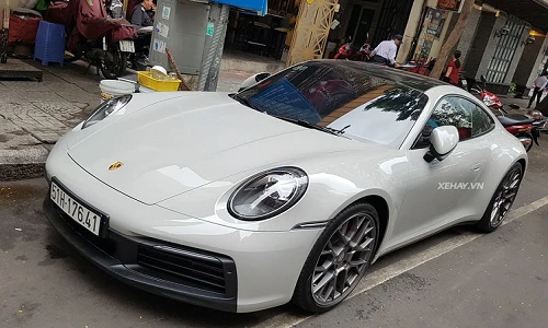 Ngắm Porsche 911 Carrera S chính hãng hơn 7,6 tỷ ở Sài Gòn