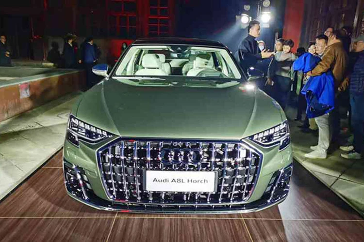 Audi A8 L Horch 2022 trình diện, "đối thủ" Mercedes-Maybach S-Class