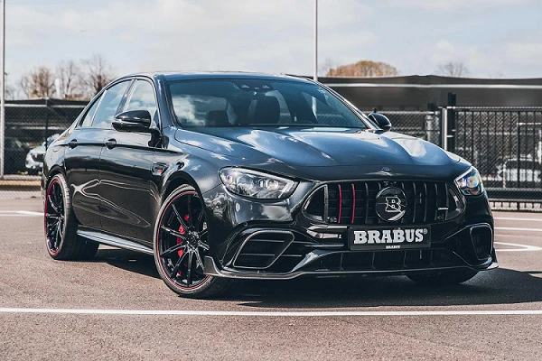 Cận cảnh Mercedes-AMG E 63 S mạnh 800 mã lực độ Brabus