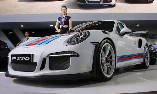 Ngắm siêu xe Porsche 911 GT3RS giá hơn 11 tỷ tại VN
