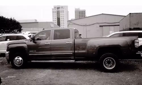 Ngắm siêu bán tải GMC Sierra 3500HD đầu tiên ở Việt Nam