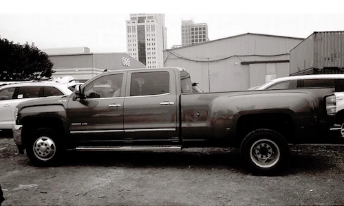 Ngắm siêu bán tải GMC Sierra 3500HD đầu tiên ở Việt Nam