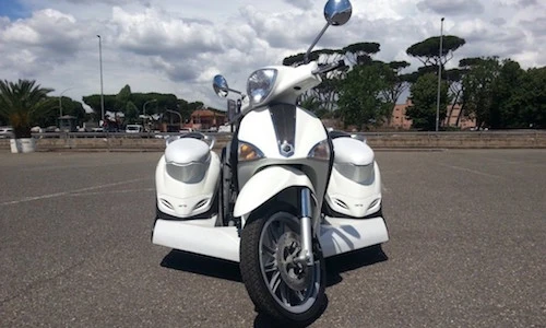 Người Ý biến Piaggio Liberty thành xe 3 bánh "đặc biệt"