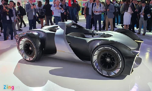Concept xe thể thao tương lai e-Racer "chất lừ" của Toyota