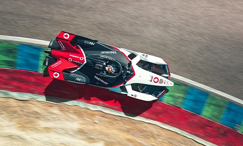 Porsche công bố giá bán Macan Turbo & Taycan 4S 2020 mới