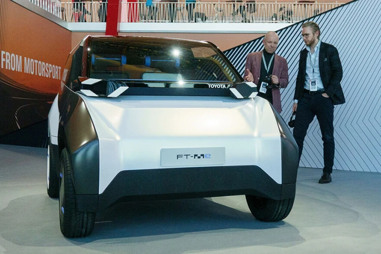 Cận cảnh Toyota FT-Me chạy điện giá rẻ mà không cần sạc