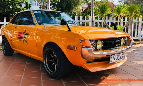 Cận cảnh Toyota Celica Ta22 1972 hàng hiếm tại Việt Nam