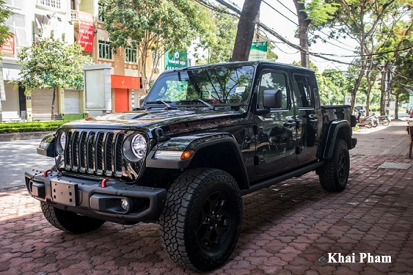 "Soi" Jeep Gladiator Launch Edition 2020 hơn 4 tỷ ở Hà Nội
