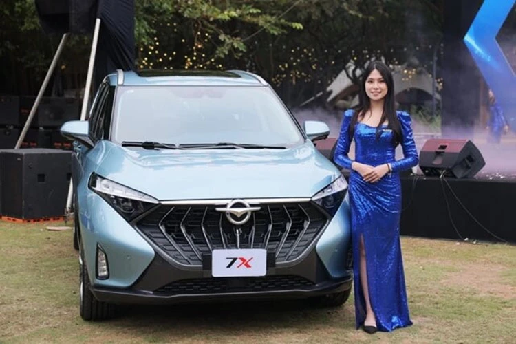 "Ế chổng vó" tại Việt Nam, Haima 7X tiếp tục giảm gần 200 triệu