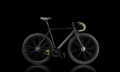 Soi chi tiết xe đạp tiền tỷ mạ vàng, bọc da rắn 