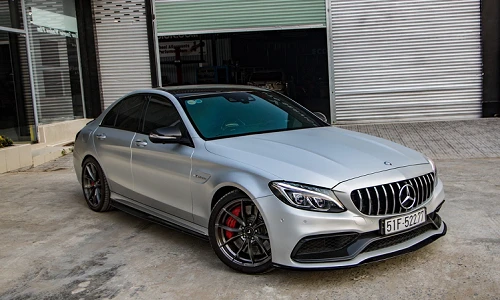 Mercedes-AMG C63 S của Cường Đô la tái xuất với diện mạo mới
