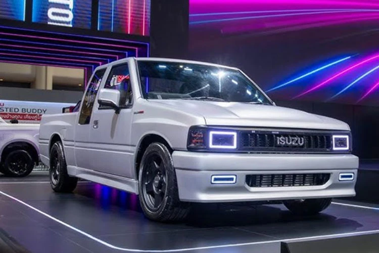 Isuzu Dragon Max - xe bán tải cổ điển “ngầu lòi” nhất từng thấy