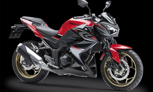 Môtô Kawasaki Z250 ABS mới giá 102 triệu đồng