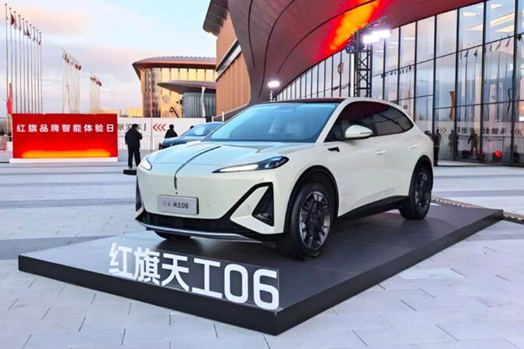 Hongqi Tiangong 06, SUV điện hạng sang Trung Quốc từ 25.500 USD