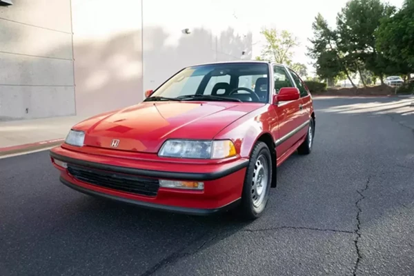 Honda Civic Si "nồi đồng cối đá" chạy 34 năm với 200.000 miles