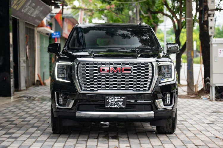 Đại gia Quảng Ninh tậu thêm "khủng long" GMC Yukon gần 10 tỷ