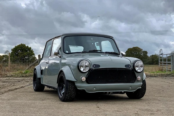 Chi tiết “tên lửa tí hon" MINI mượn động cơ Honda Civic Type R