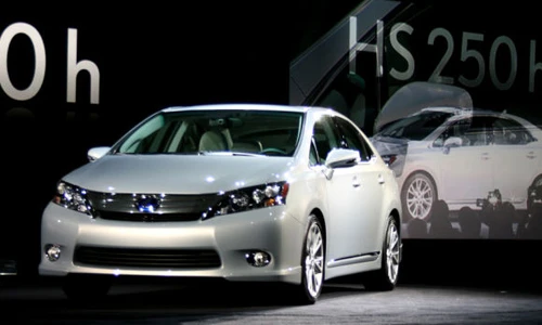 Gần 20 nghìn xe sang Lexus HS250h "dính lỗi" điện 