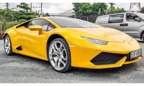 Soi siêu xe chục tỷ “biển độc lộc phát” cực đẹp tại VN