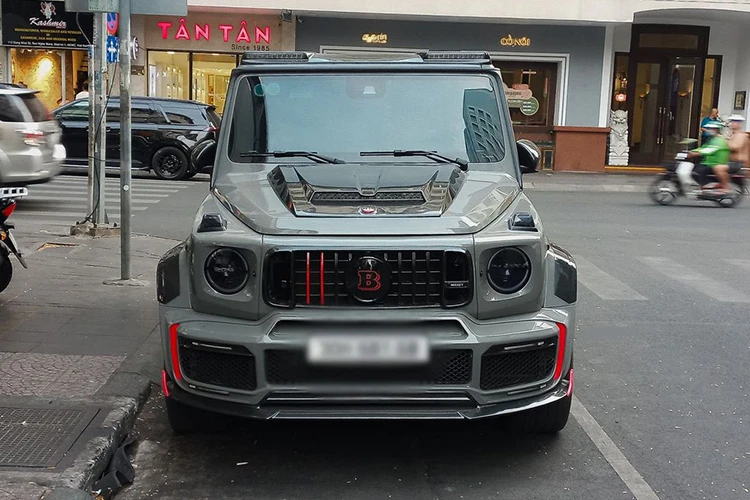 "Soi" Mercedes-AMG G63 Brabus 900 Rocket Edition hơn 13 tỷ ở Sài Gòn
