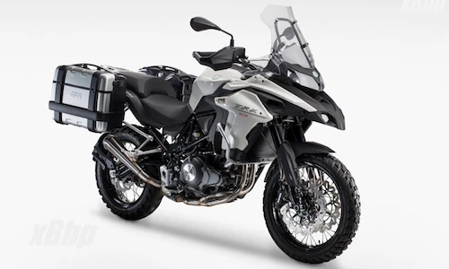 Môtô địa hình giá rẻ TRK 502 mới của Benelli có gì?