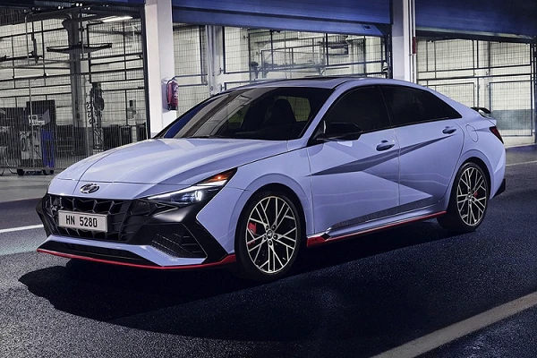 Hyundai Elantra N 2023 đã về Việt Nam "đấu" Honda Civic Type R