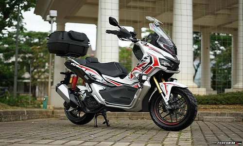 Xe ga địa hình Honda ADV 150 độ phong cách Touring