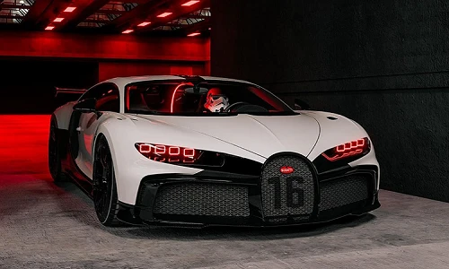 Siêu xe Bugatti Chiron Pur Sport hơn 3,5 triệu USD độ Star War