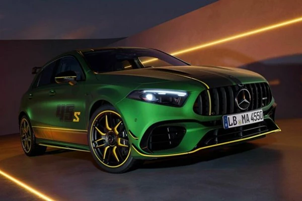 Mercedes-Benz AMG A45 S bản đặc biệt “địa ngục xanh” Nurburgring