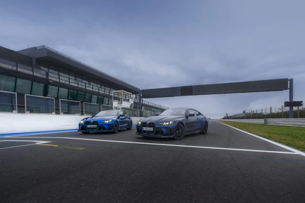 BMW M4 CS Edition VR46 hơn 4 tỷ đồng mang tên Valentino Rossi