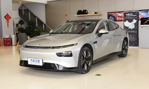 Xe điện Trung Quốc Xpeng P7 chỉ 803 triệu đồng, "đấu" Tesla Model 3 