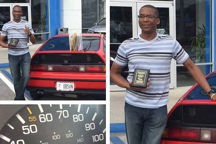 Honda CRX Si hơn 30 tuổi, chạy hơn 1,6 triệu km vẫn... “còn zin“