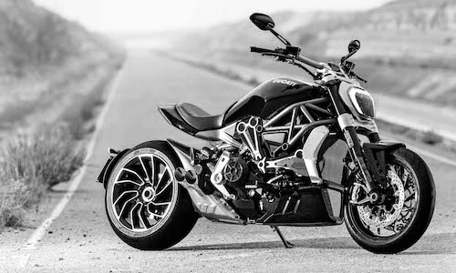 Ducati XDiavel - đối thủ trực tiếp của Harley V-Rod Muscle