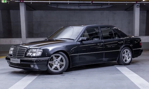 Mercedes E60 AMG - siêu sedan E-Class “đích thực” đầu tiên