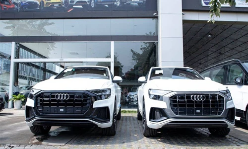 Dàn SUV sang chảnh Audi Q8 mới giá 4,5 tỷ tại Campuchia 