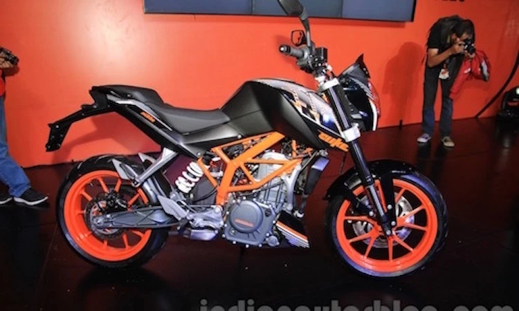 Soi chi tiết KTM Duke và RC 250 vừa ra mắt tại Indonesia