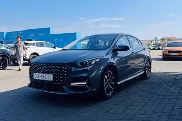 Cận cảnh sedan Omoda S5 giá rẻ sắp bán tại Việt Nam