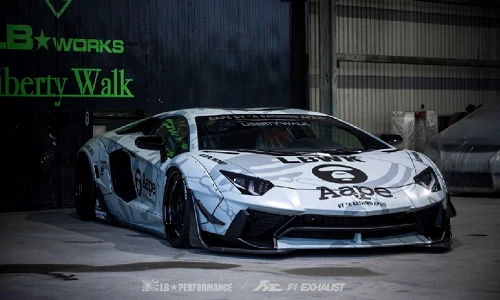 Ngắm "siêu bò" Lamborghini Aventador Limited Edition khoác áo AAPE