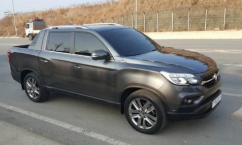 Bán tải giá rẻ Rexton Sports (Q200) lộ diện hoàn toàn 
