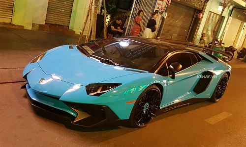Chạm mặt Lamborghini Aventador SV hơn 30 tỷ tại Việt Nam