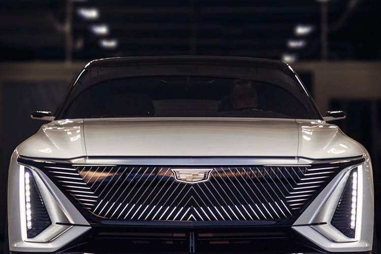 Cadillac Lyriq 2024 chạy điện chưa ra mắt, đã chính thức nhận cọc