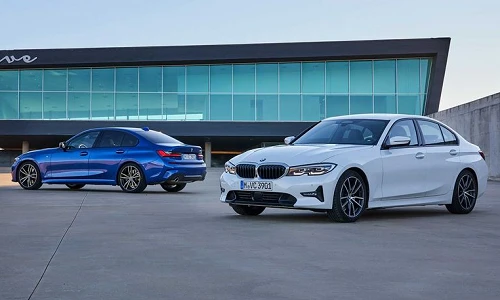 Xe sang BMW lại giảm tới 300 triệu đồng tại Việt Nam