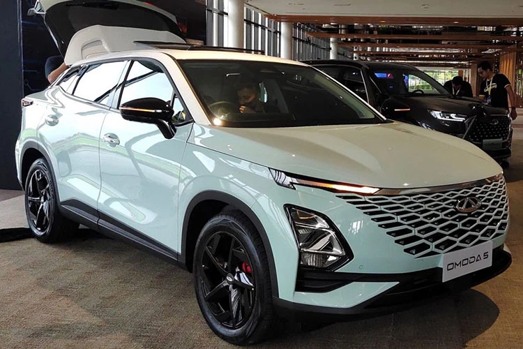 Xe "Tàu" Chery OMODA 5 sắp bán tại Việt Nam, từ 699 triệu đồng?